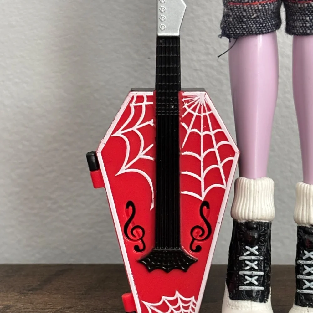 MONSTER HIGH First Wave OPERETTA Doll Original Outfit Accessories 2011 Mattel